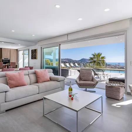 Casa Del Mar